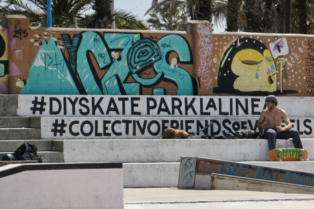 Skatepark DIY La Línea y El colectivo FRIENDS OF WHEELS